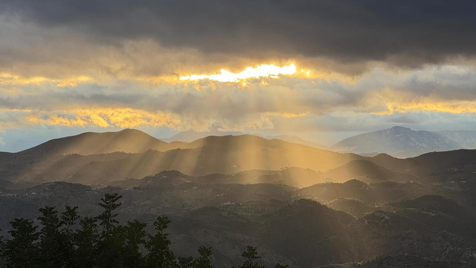 El Cielo, Cortijo En El Corazon De Las Montanas مالقة المظهر الخارجي الصورة